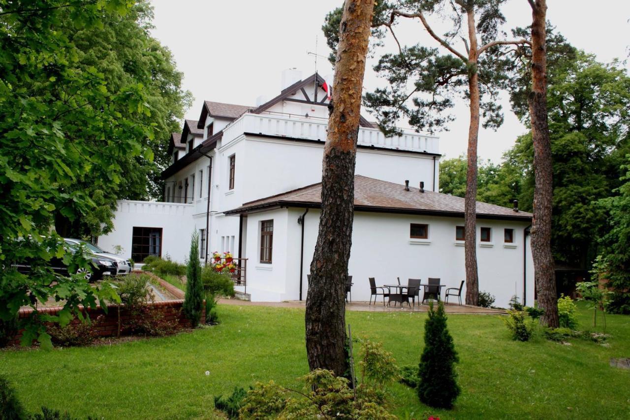 Dworek Bialy Domek Smardzewice Luaran gambar